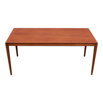 1960s scandinavian coffeetable in teak