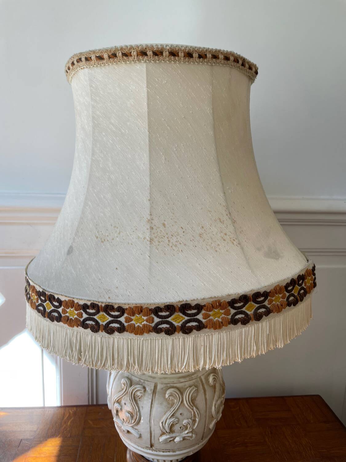 Large shabby chic lamp