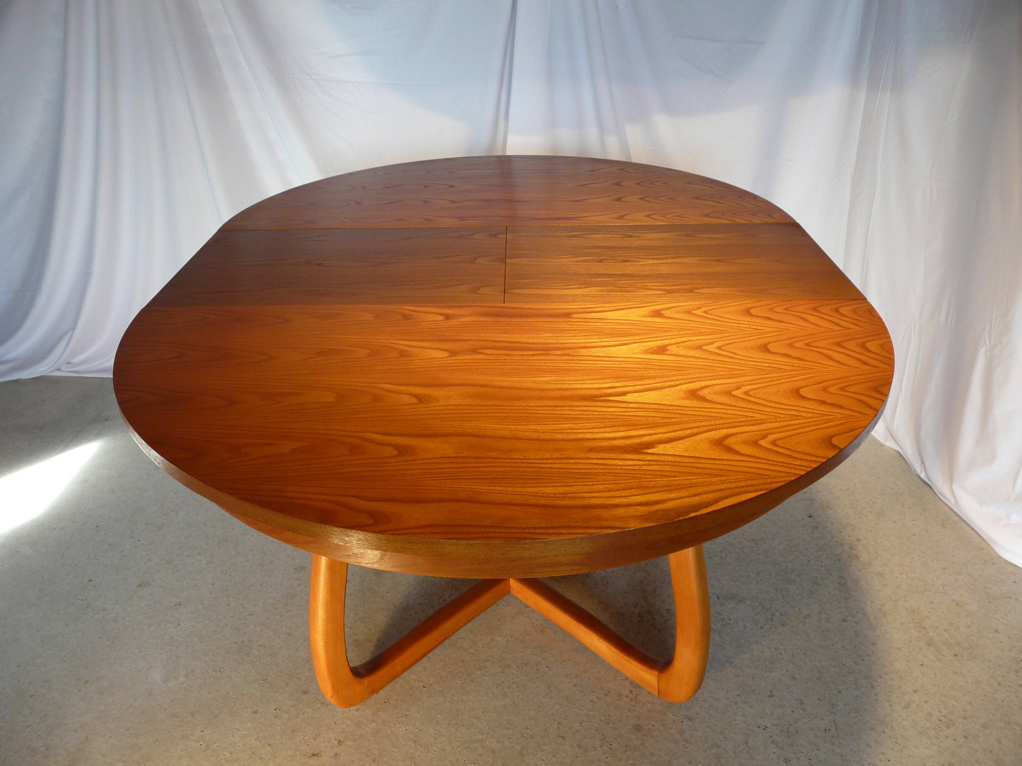 Scandinavian vintage extendable round table
