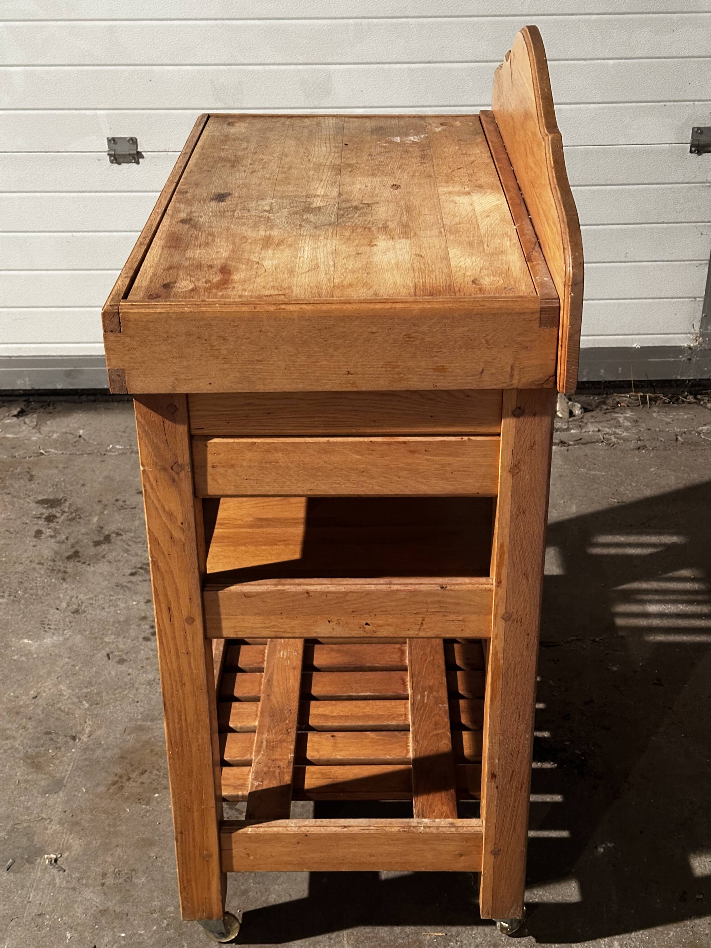Meuble Billot - ancien meuble de boucher