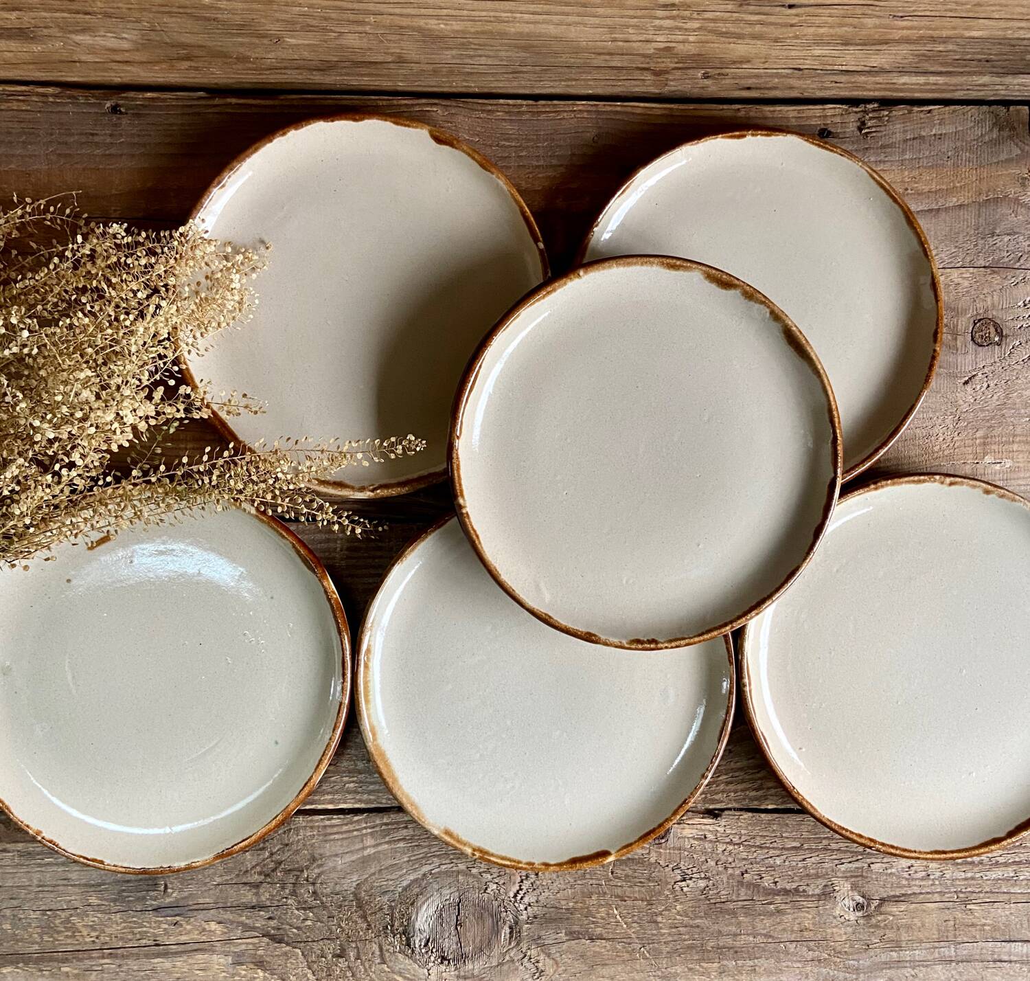6 stoneware dessert plates