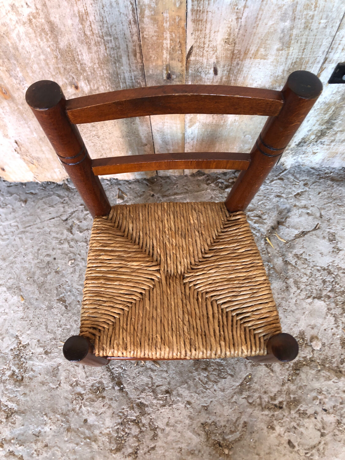 Chaise enfant assise paillée vintage