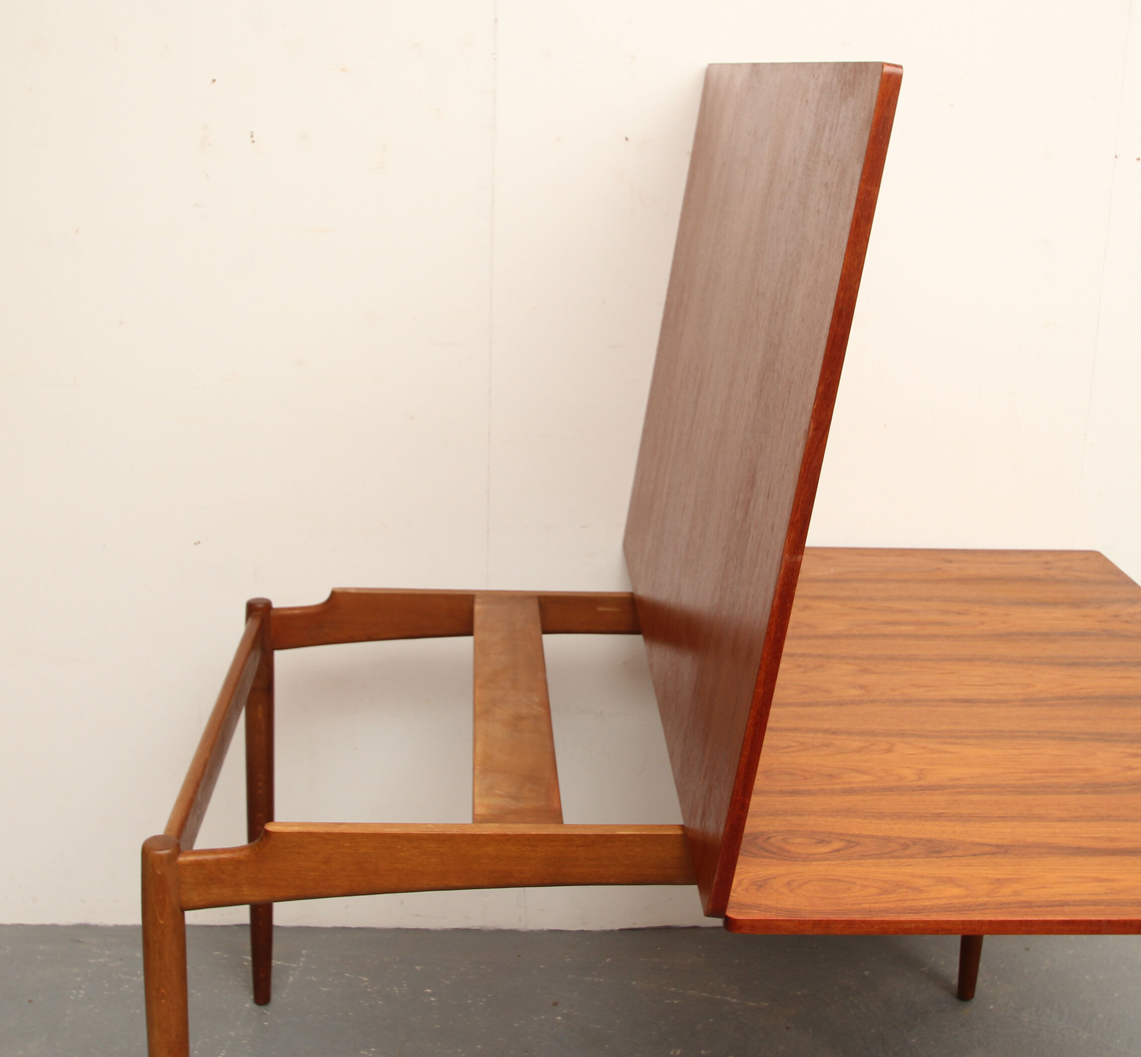 1960s diningtable in teak and oak