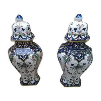 Pair of vases covered manufacture of Quimper