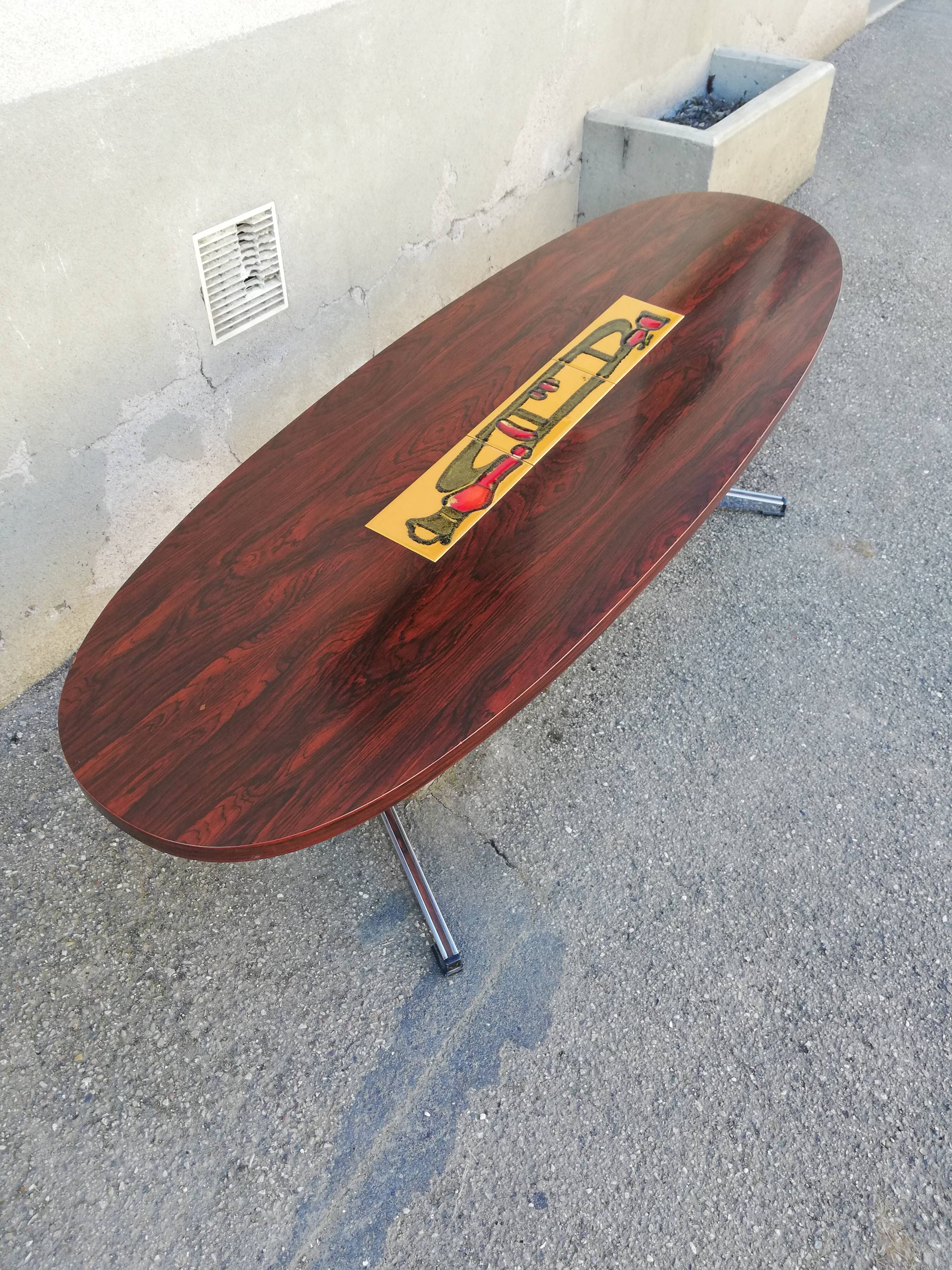 Table basse vintage ovale palissandre et céramique