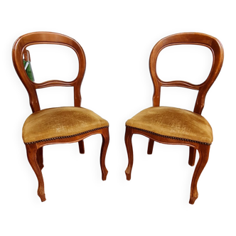 Pair of wooden chairs with velvet seat