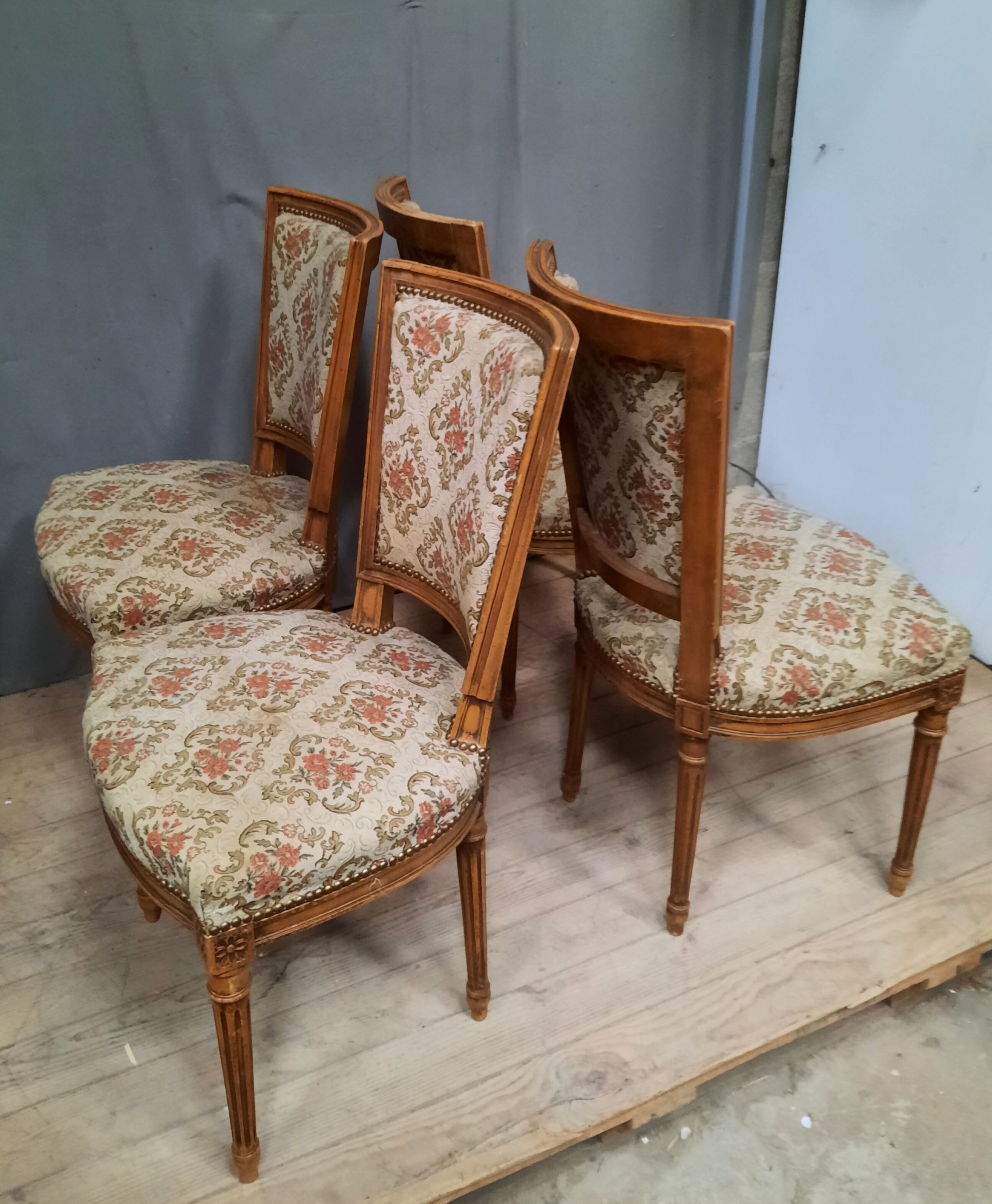 4 Louis XVI style chairs