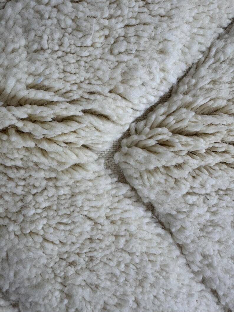 Berber Moroccan rug 250cm x 150cm