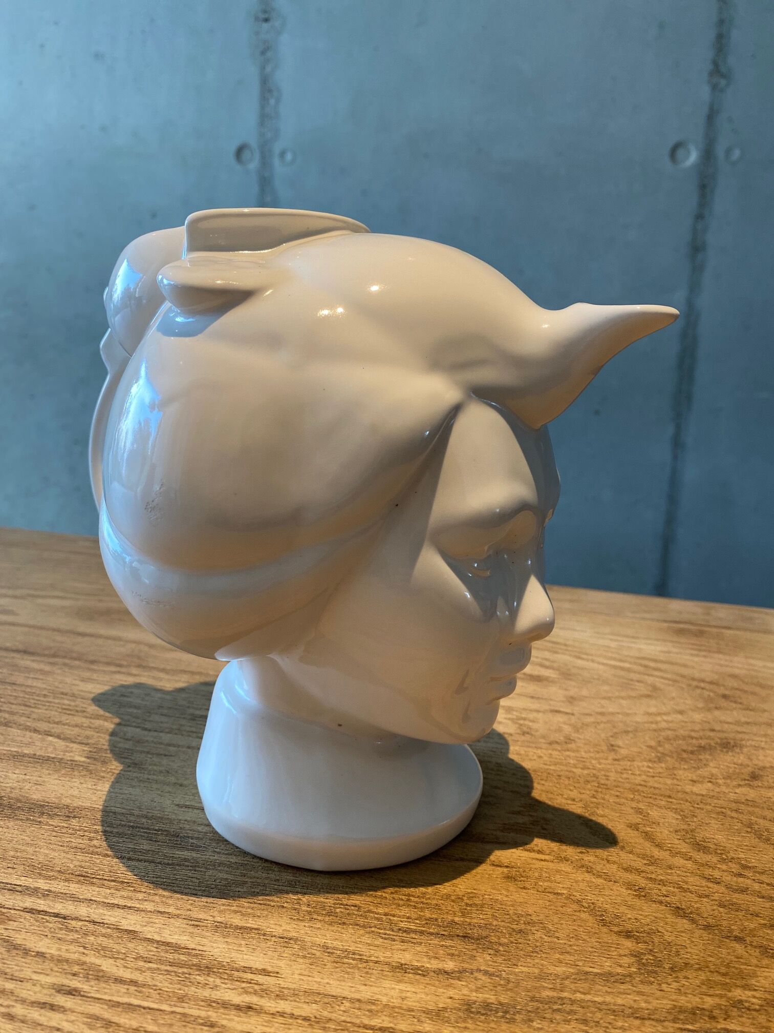 Vase Woman Face
