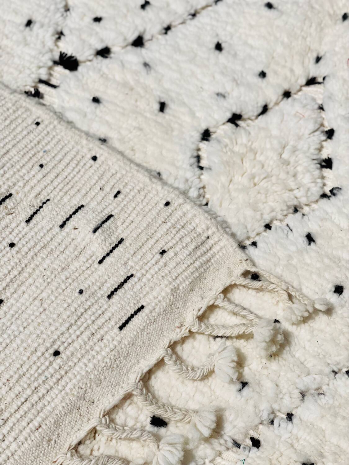 New M'rit polka dot rug