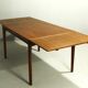 Table à manger en teck par Henning Kjaernulf, Danemark, années 1960.