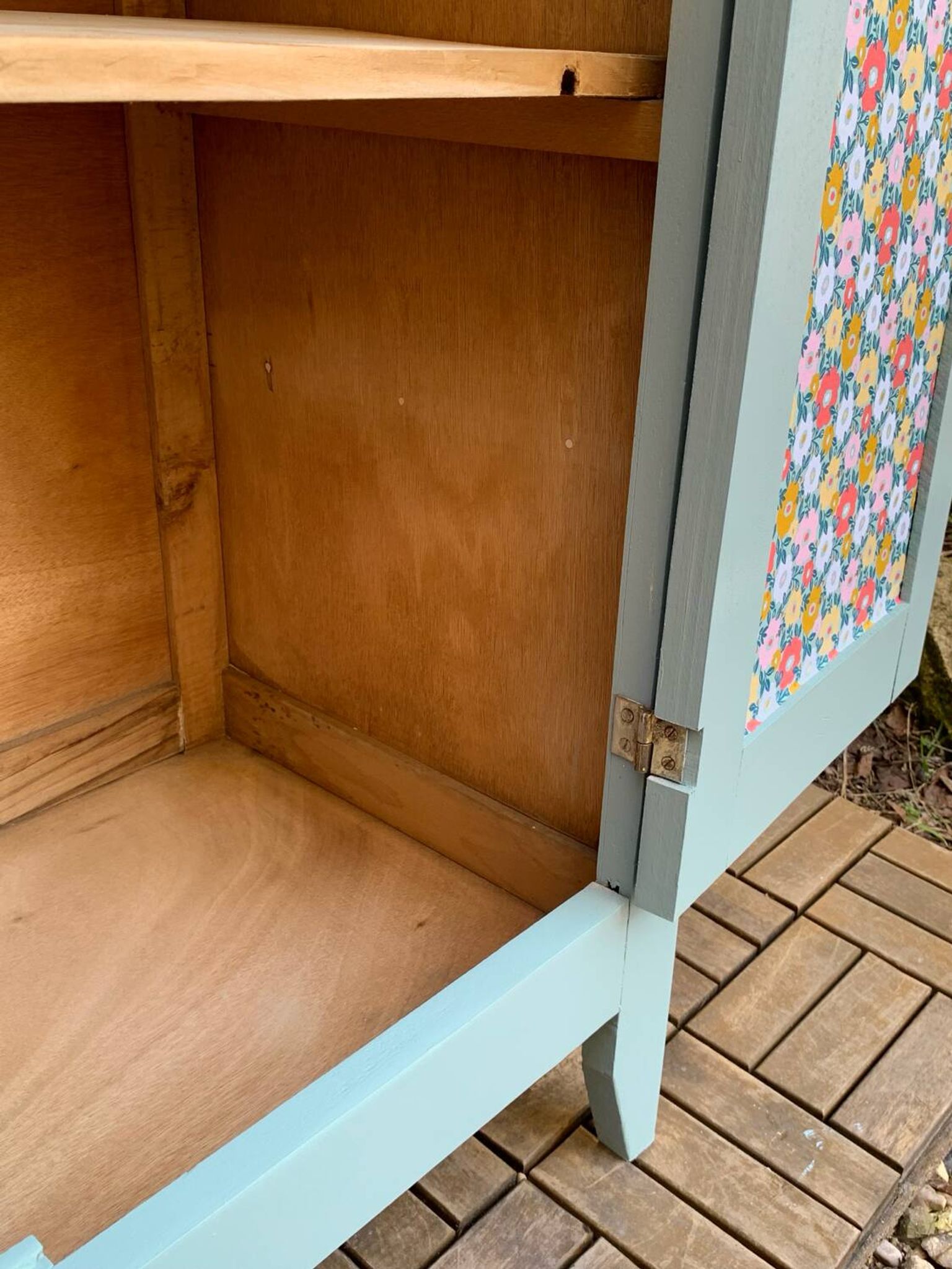 Armoire parisienne vintage bleu vert grisé