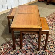 Set of 3 nesting tables in teak from the 1970s.