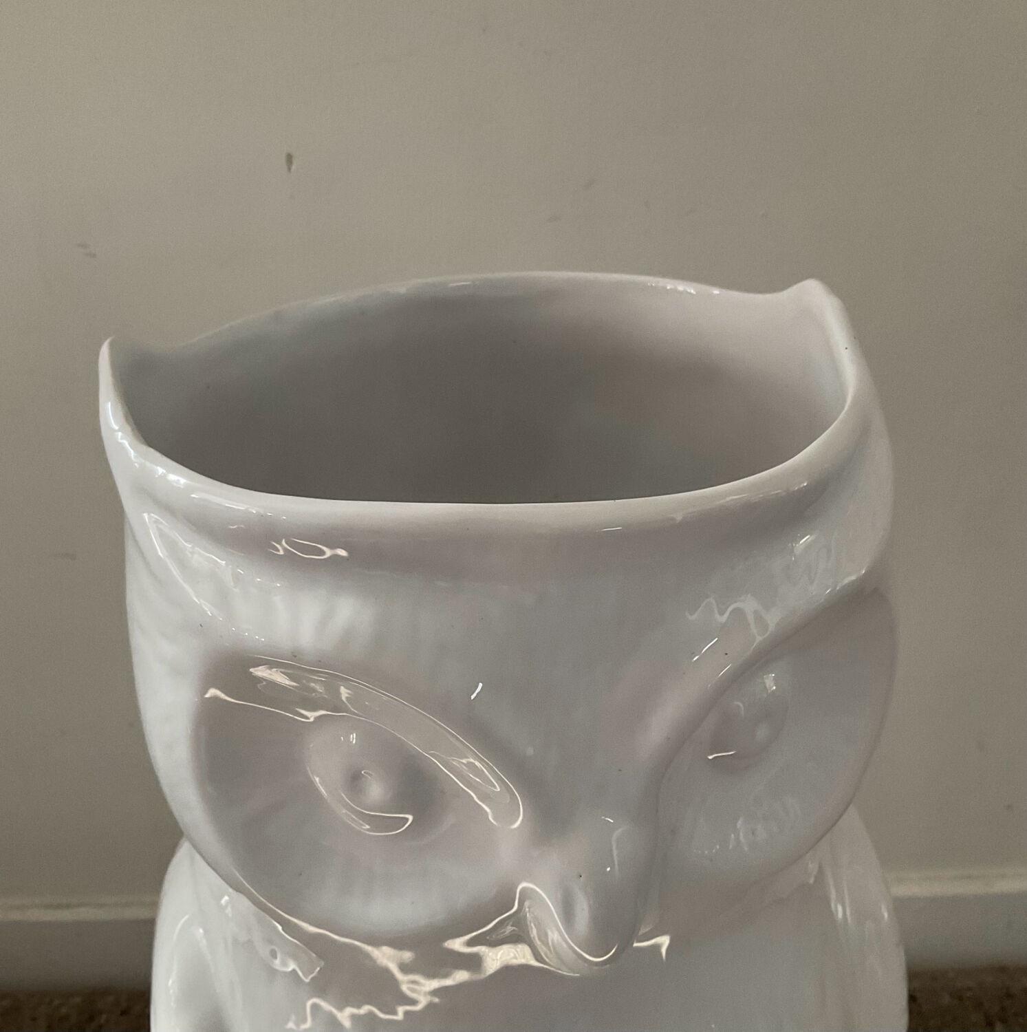 Vintage ceramic owl umbrella stand from the 70s