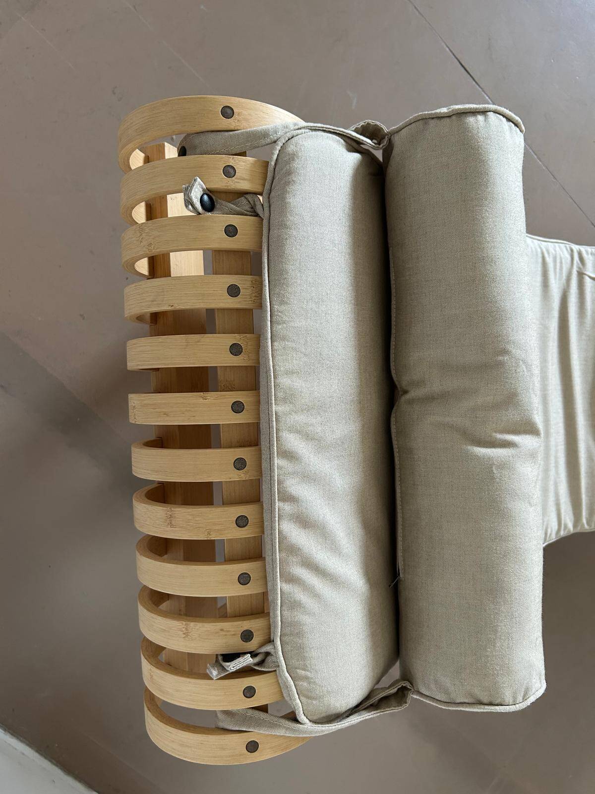 Tokyo Chaise Longue, Cassina DISEGNATO DA Charlotte Perriand, 2011