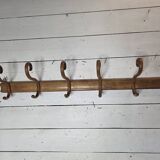 Curved wooden coat rack with 6 hooks
