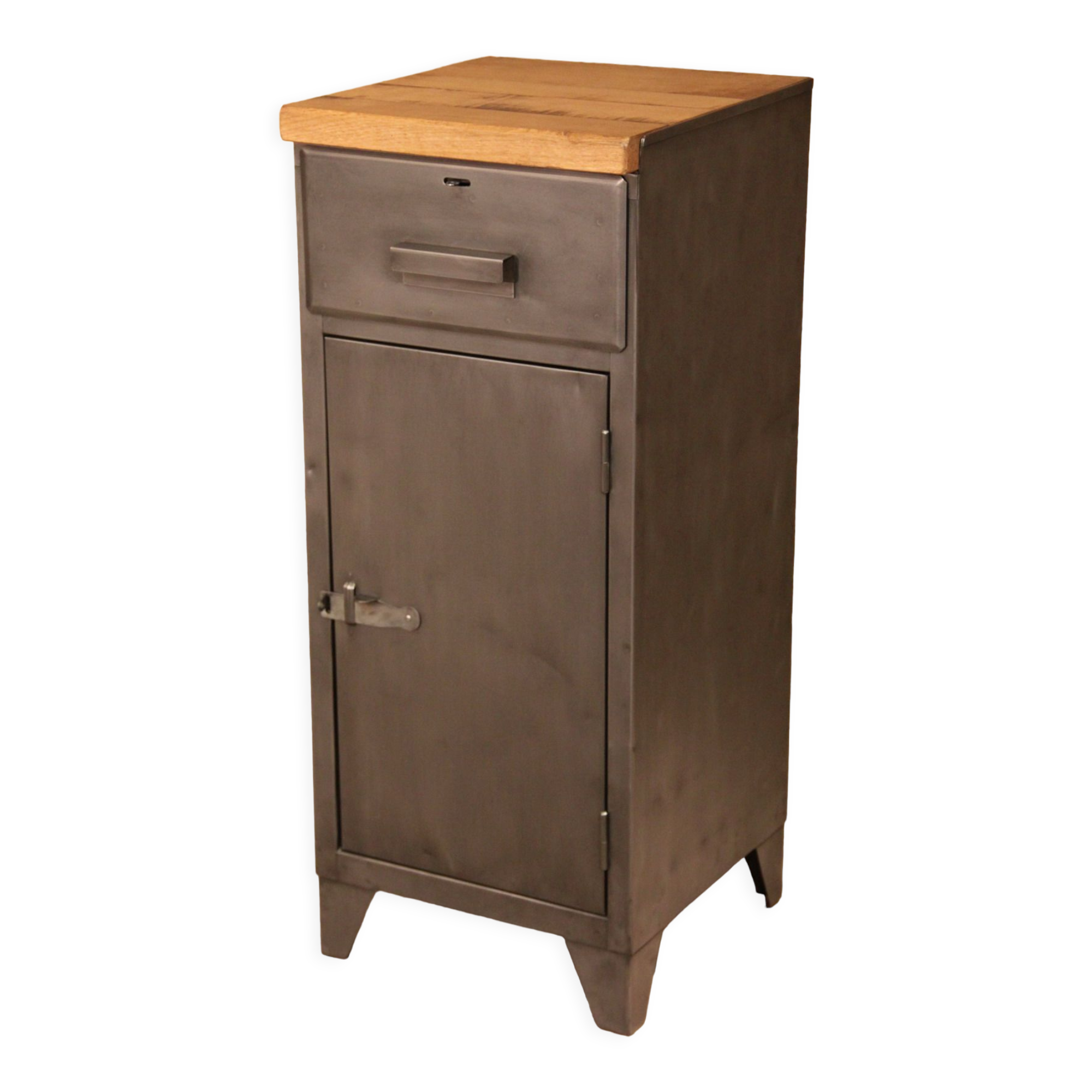 Industrial cabinet