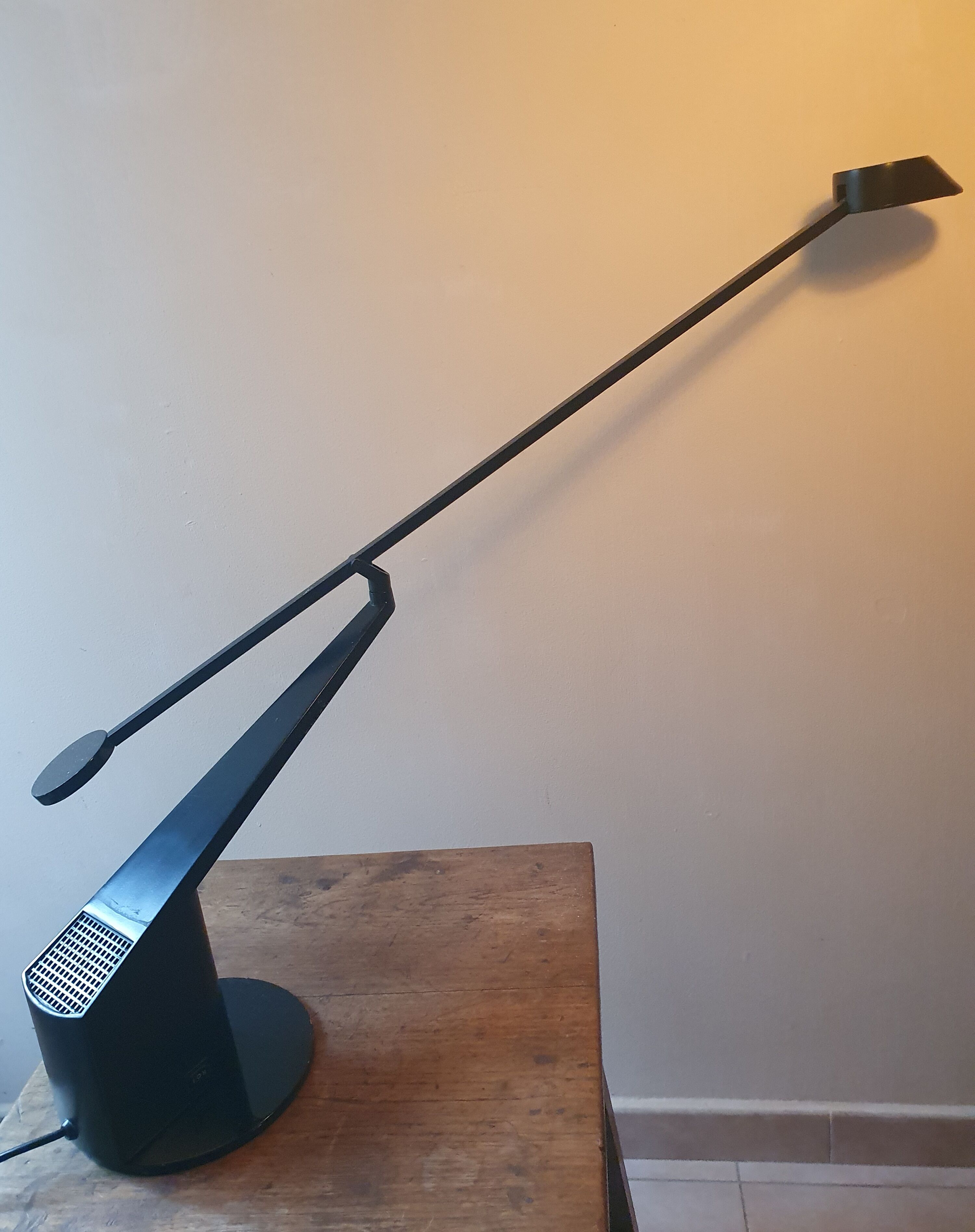 ALA desk lamp by Guzzini