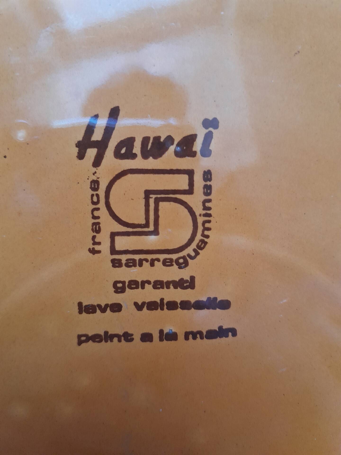 Grand plat rond Sarreguemines modèle "Hawaï" - 28 cm - État impeccable