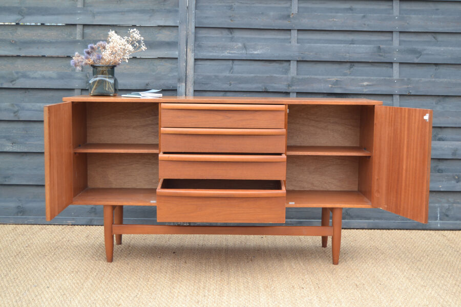 English teak row, 138 cm