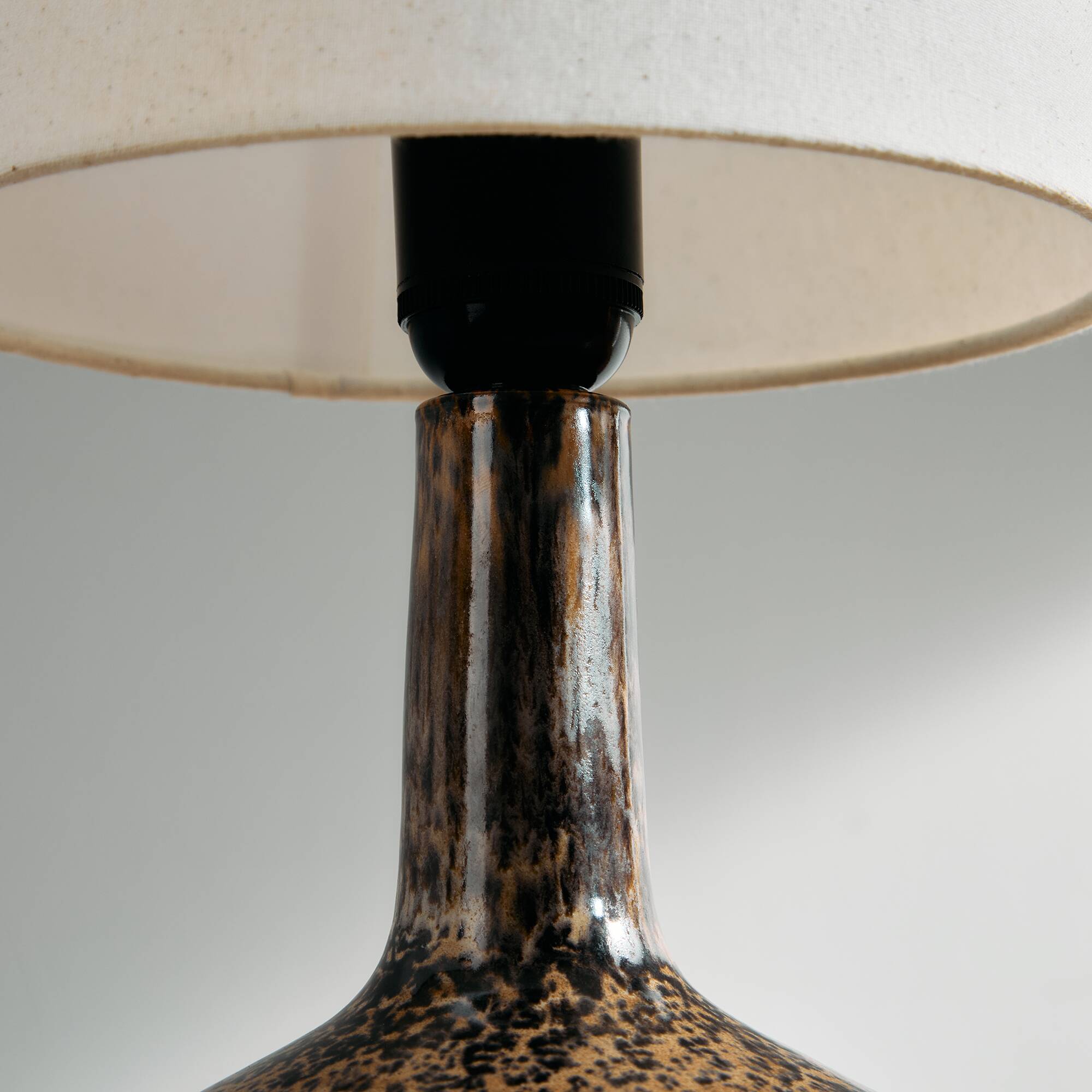 Lampe de table en céramique modèle 653 de Jette Hellerøe pour Axella