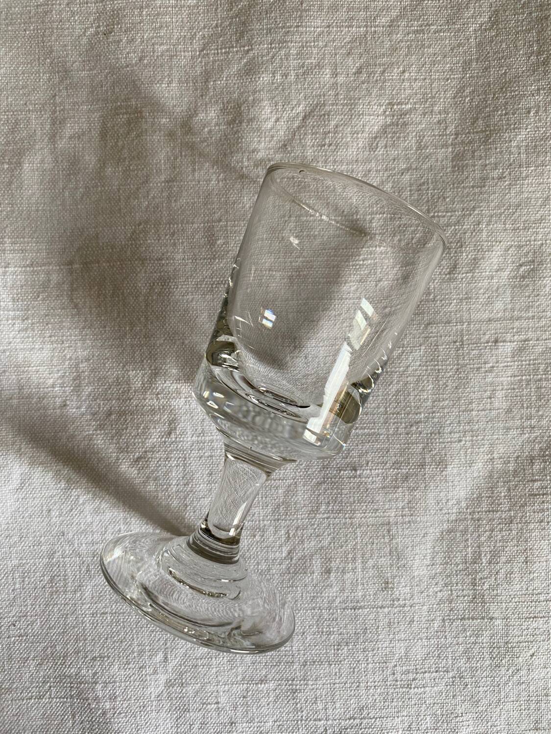 Set of 6 glass digestive glasses