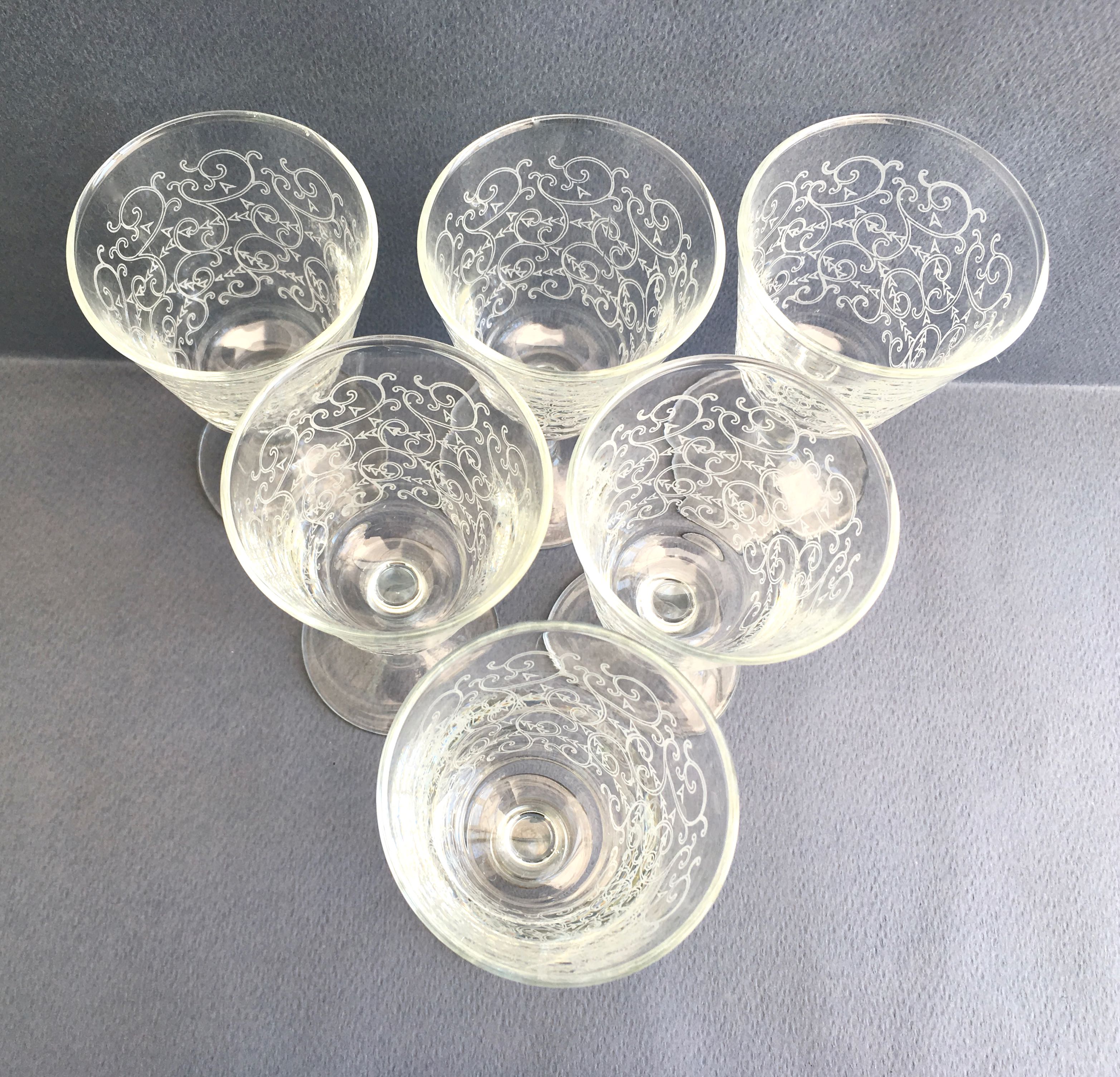 Set de 6 verres à porto ciselés