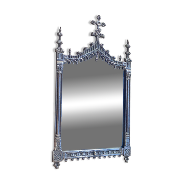 Miroir néogothique