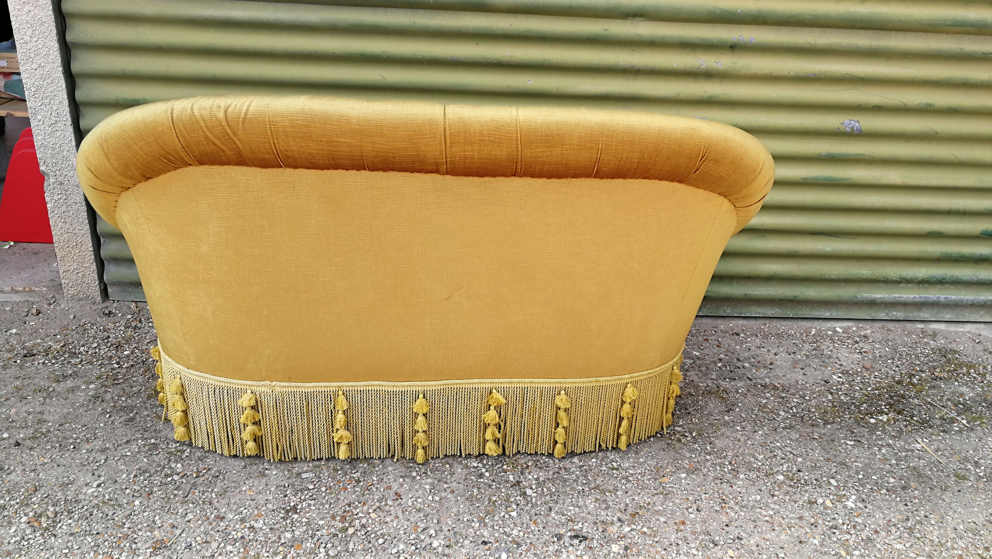 Bench-Toad 2 seats, Velvet padded, 60s mustard