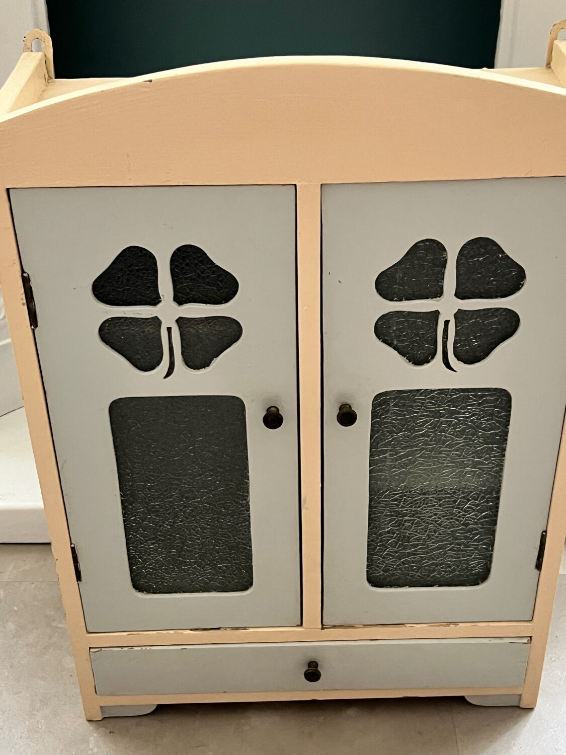 Small old medicine cabinet