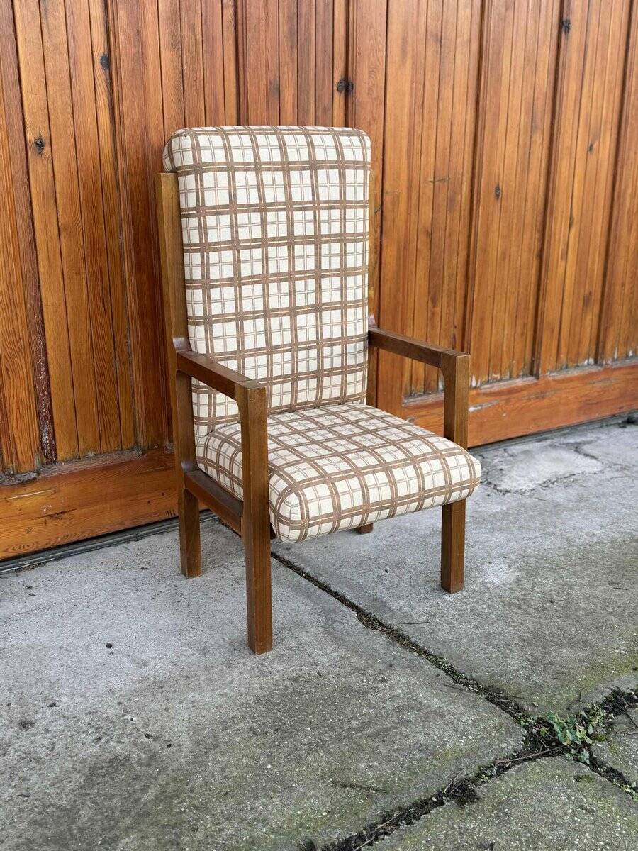 Hungarian chair by Sándor Bedécs, 1975