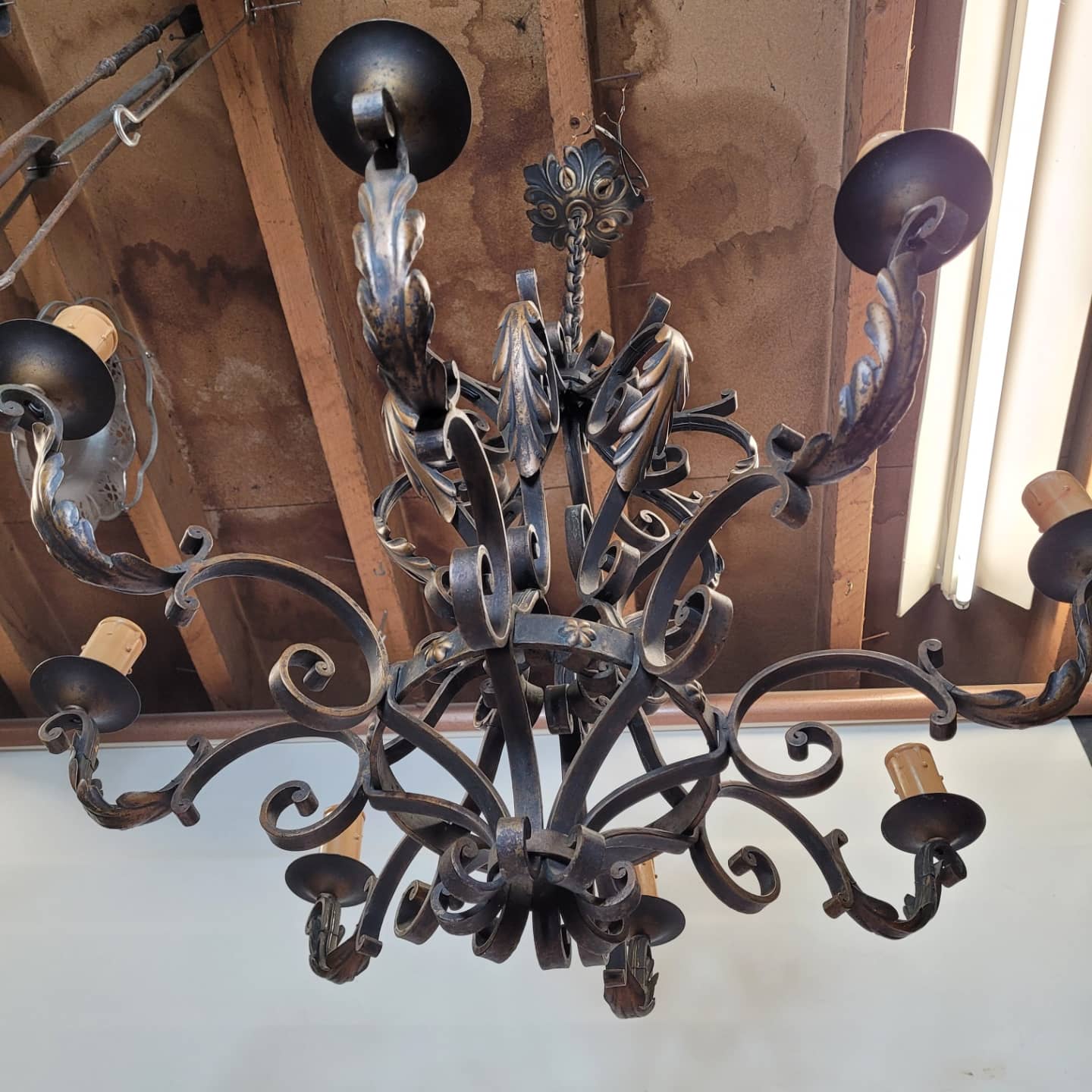 Lustre fer forgé ancien