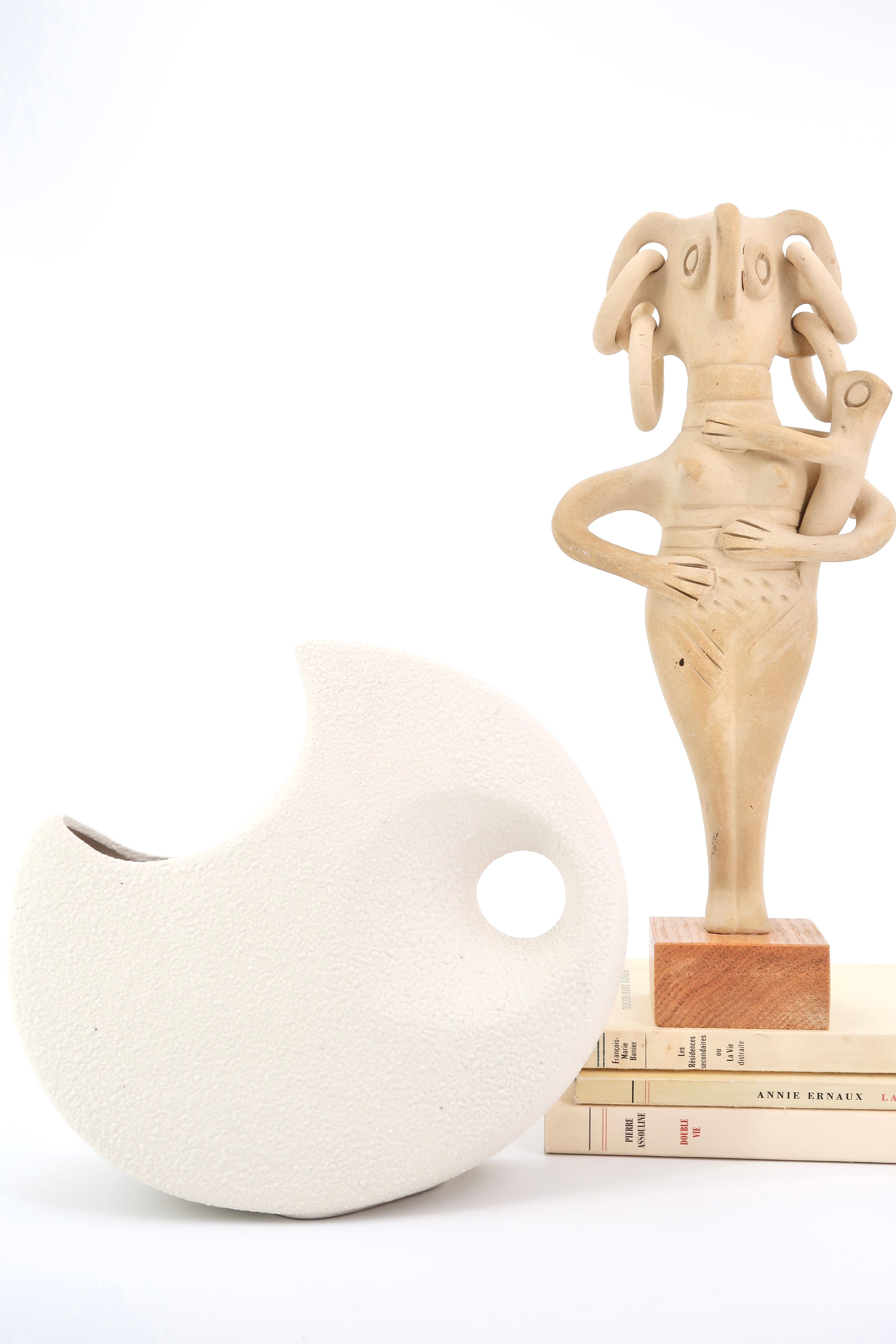 White ceramic foam Sgrafo vase by Peter Muller, 60s