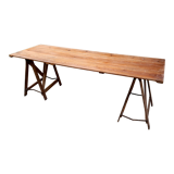 Guinguette table on natural wood trestles