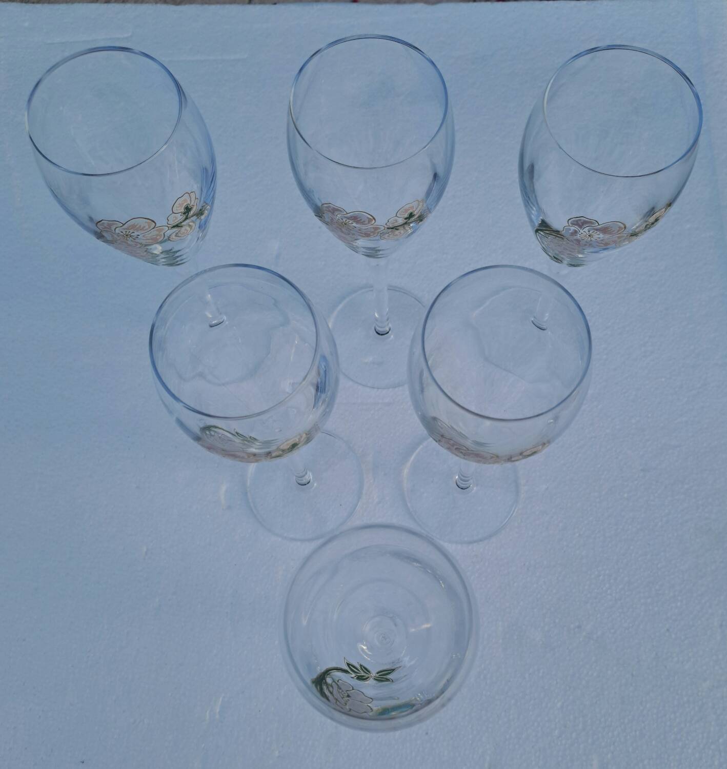 6 Perrier Jouët Champagne flutes