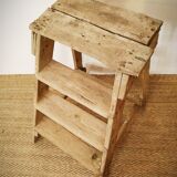 Escabeau en bois ancien