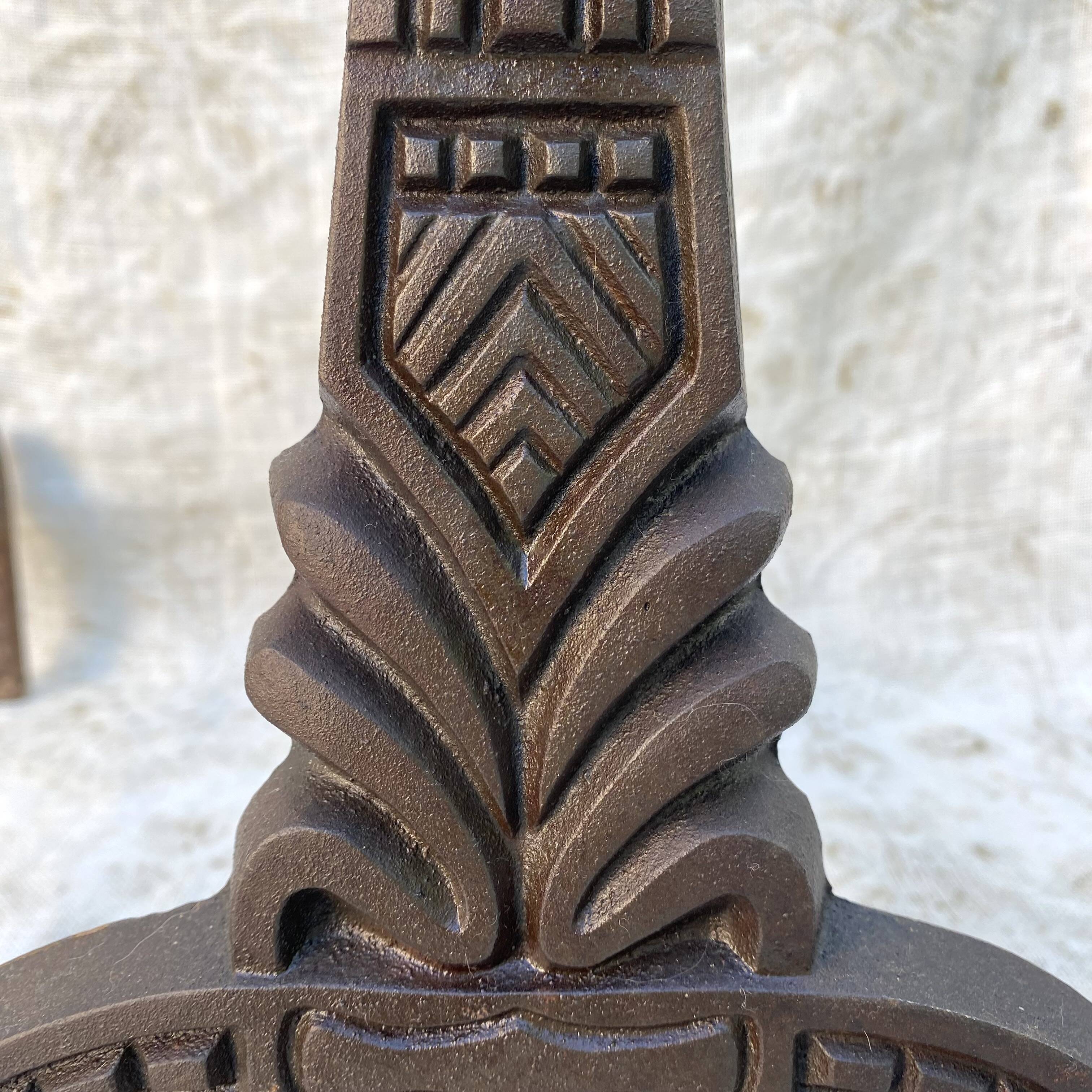 Paire de chenets Art déco en fonte