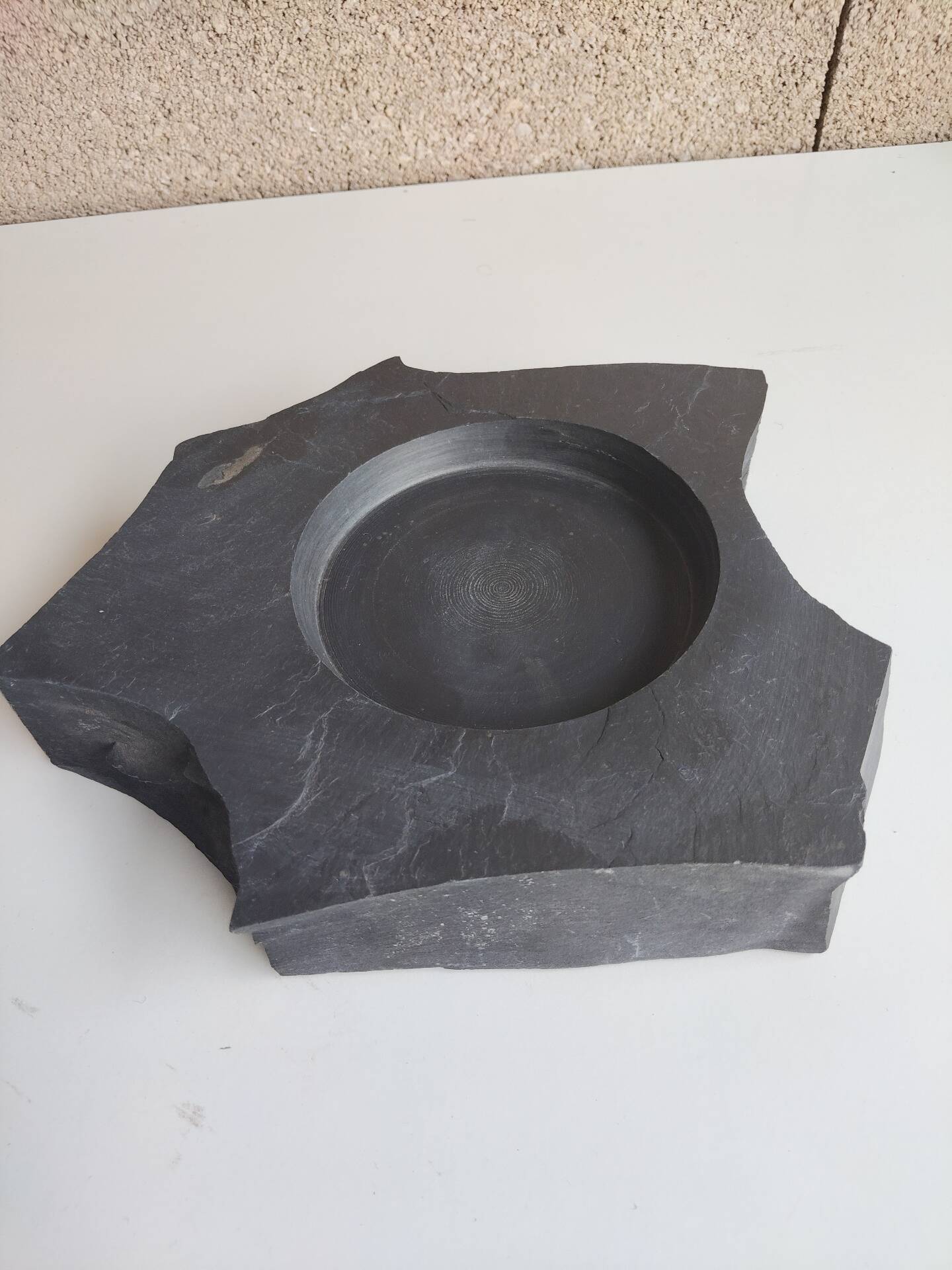 Large brutalist slate catchall from Trélazé, 1970s.