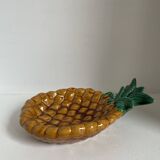 Set of 11 decorative items