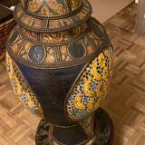 Moroccan urn