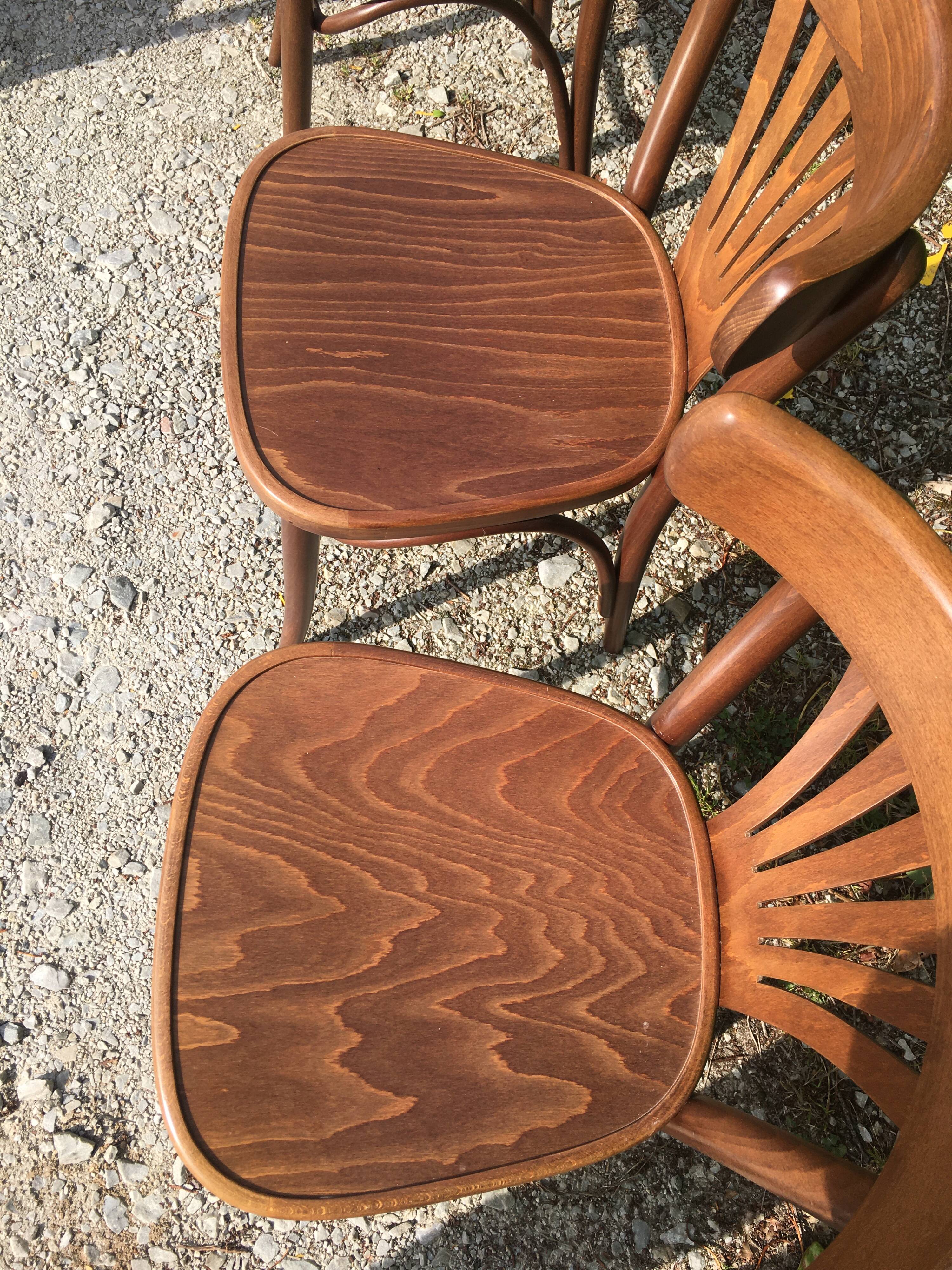 6 bistro chairs