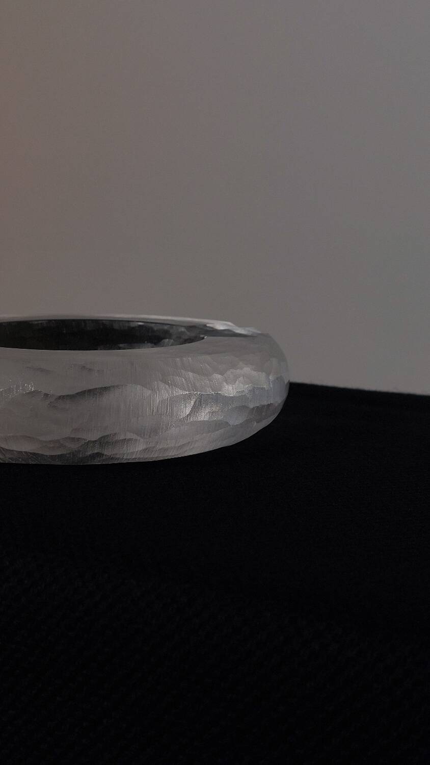 Cendrier vintage en verre de glace sculpté par Vicke Lindstrand pour Kosta Boda