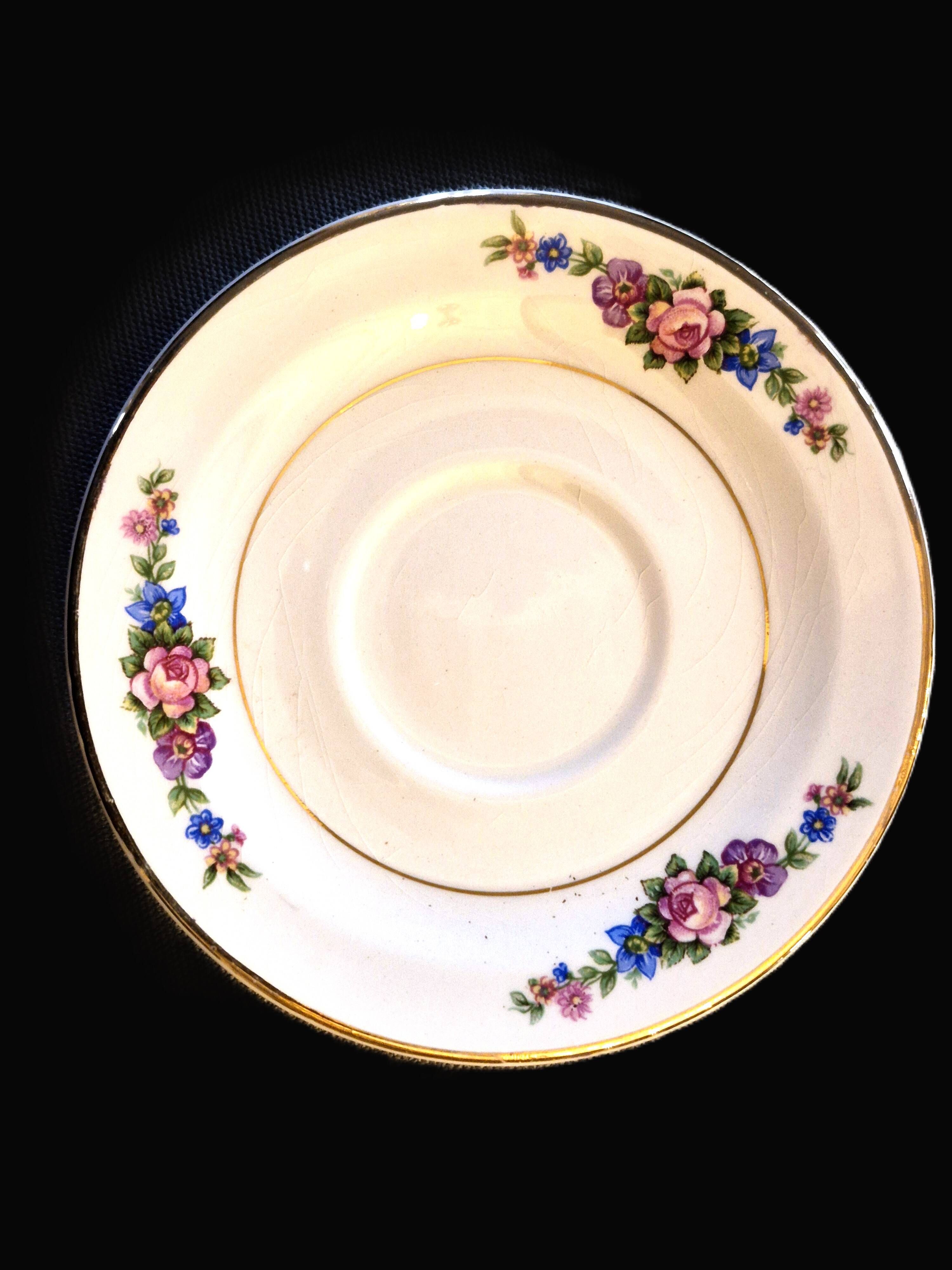 Set of 10 vintage cups and saucers "Angola" – Moulin des Loups