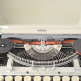 Typewriter portable Triumph "Tippa"