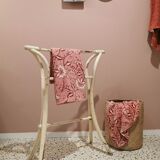 Towel rack