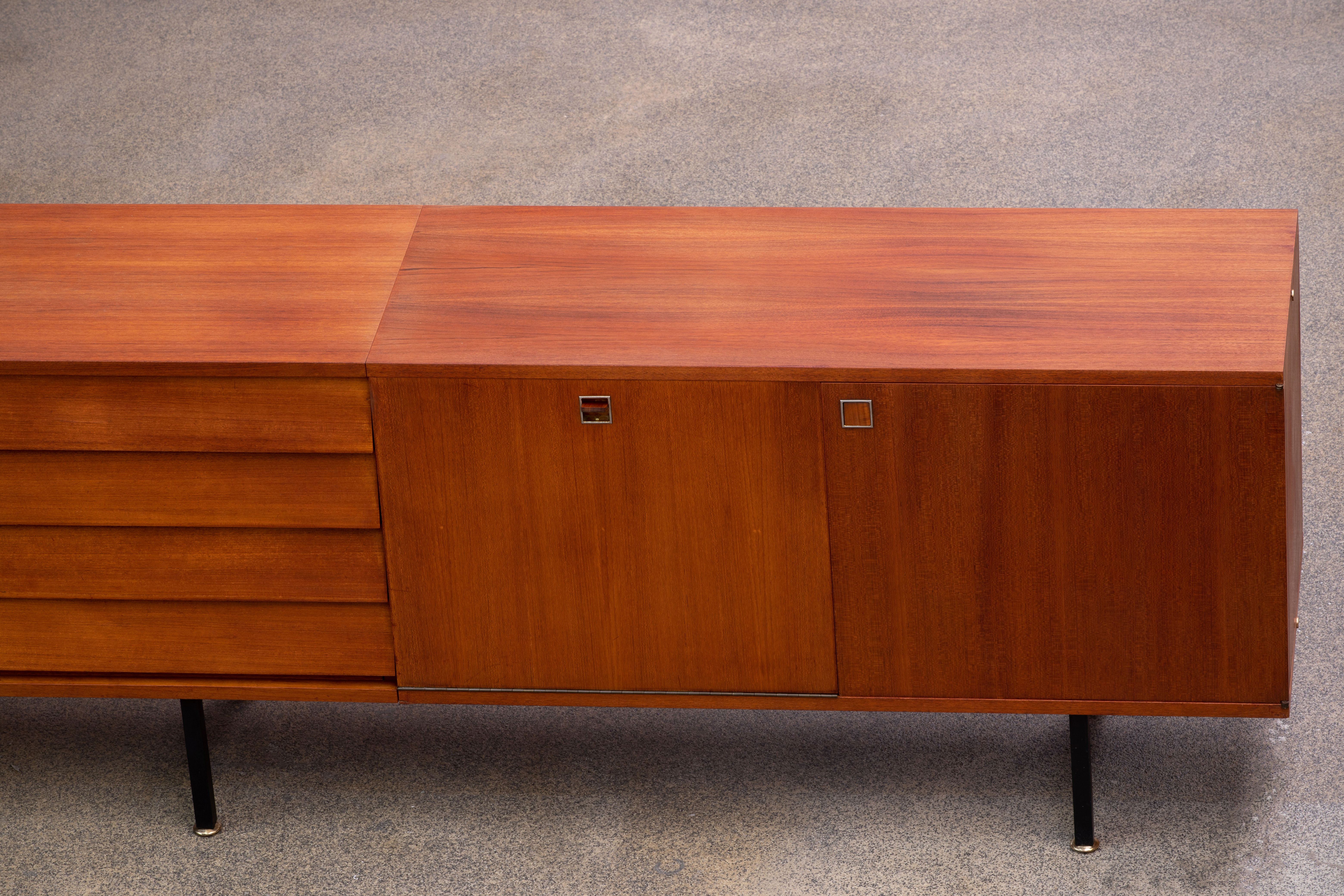 Scandinavian sideboard 300 cm