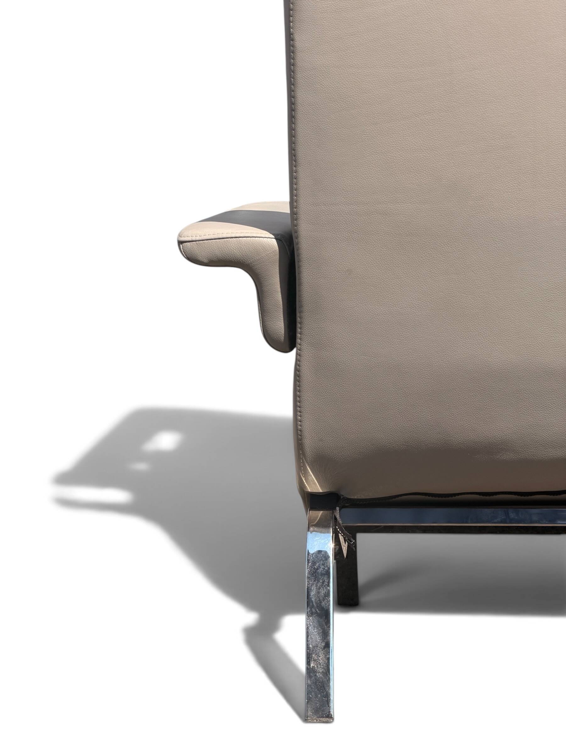 Archi armchair in beige leather by Pierre Paulin - Ligne Roset Edition