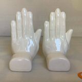 Pair of O-hand bookends