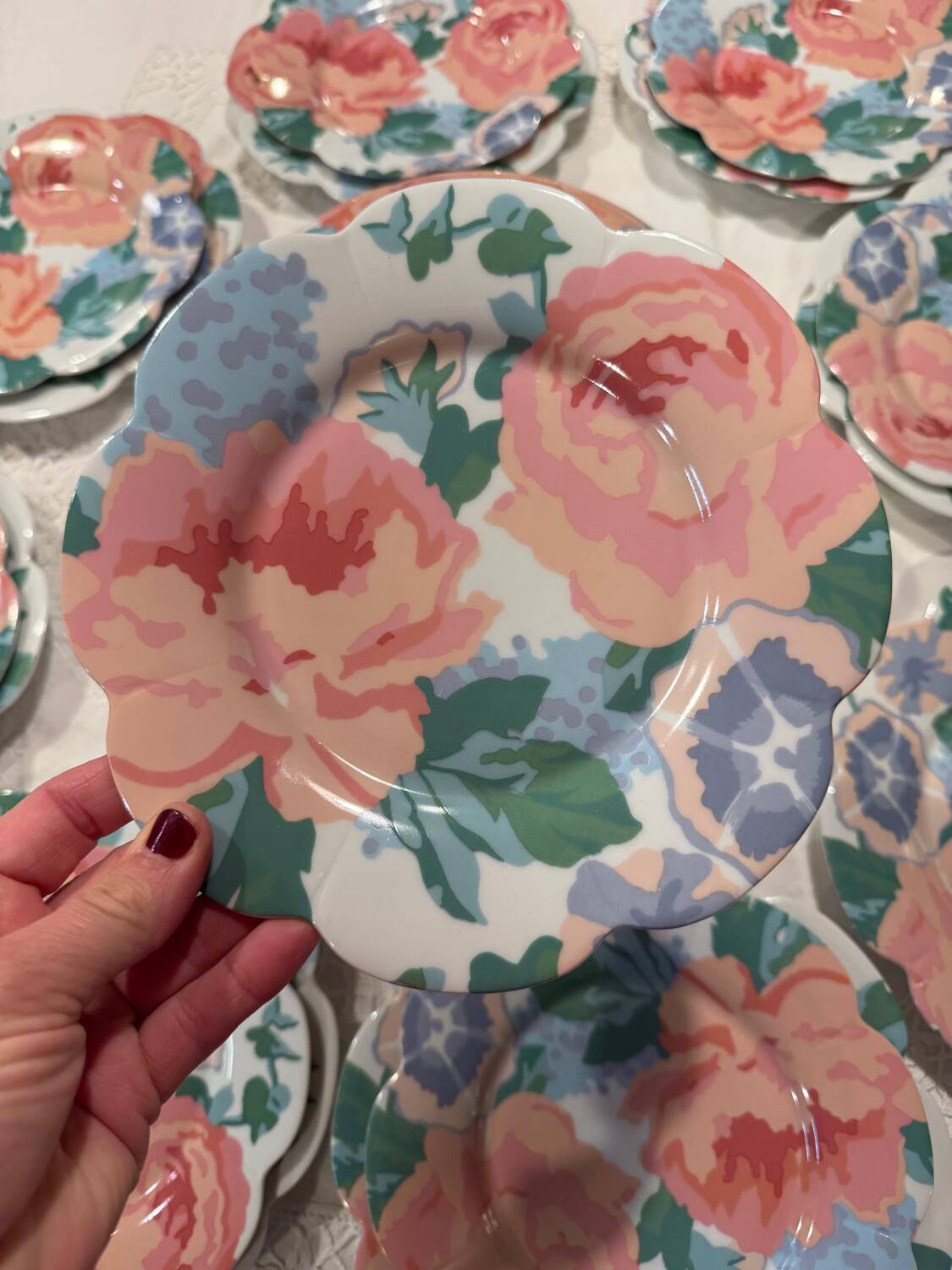 Victoria porcelain service Geneviève Lethu