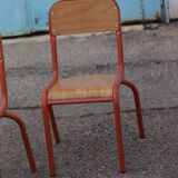 Chaises d’école vintage orange et métal